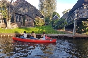 kanoën vanaf Giethoorn
